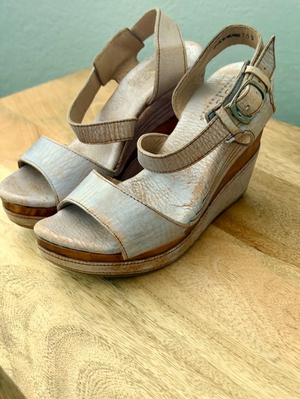Bed Stu Silver Lux Metallic Leather Platform Wedge Sandals 7.5 - Picture 9 of 16